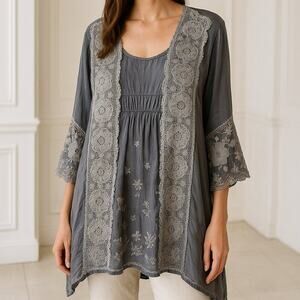 Johnny Was Gray Embroidered Lace Trim Tunic Top XL